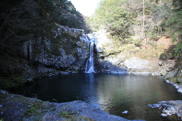 瀬納の滝の主写真 IMG_3499.JPG