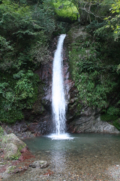 秩父華厳の滝の主写真 0083-008.jpg